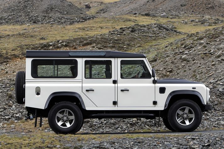 《入荷車両》Defender110